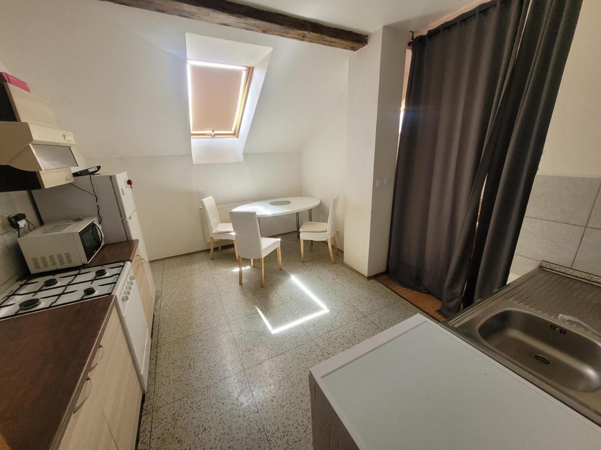 Apartments Zizkov B Prague Extérieur photo